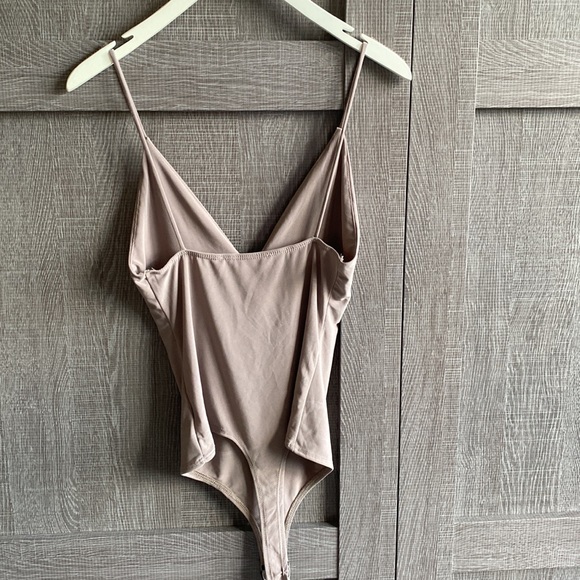 M - Seven Sisters, Mendocino Bodysuit - Picture 2 of 2